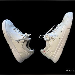 ON Men's The Roger Advantage Preowned Tennis Shoes